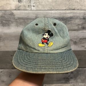 VINTAGE 90S MICKEY MOUSE DENIM BASEBALL STRAPBACK HAT